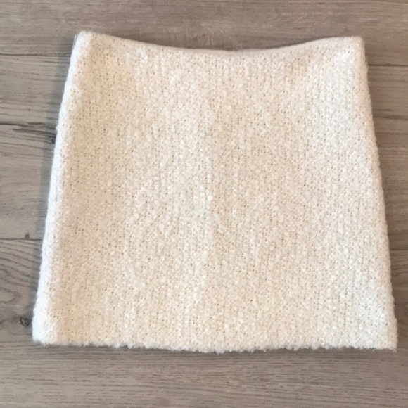 Alice + Olivia Dresses & Skirts - ✔️SOLD✔️ Alice + Olivia mini skirt. Size S/M